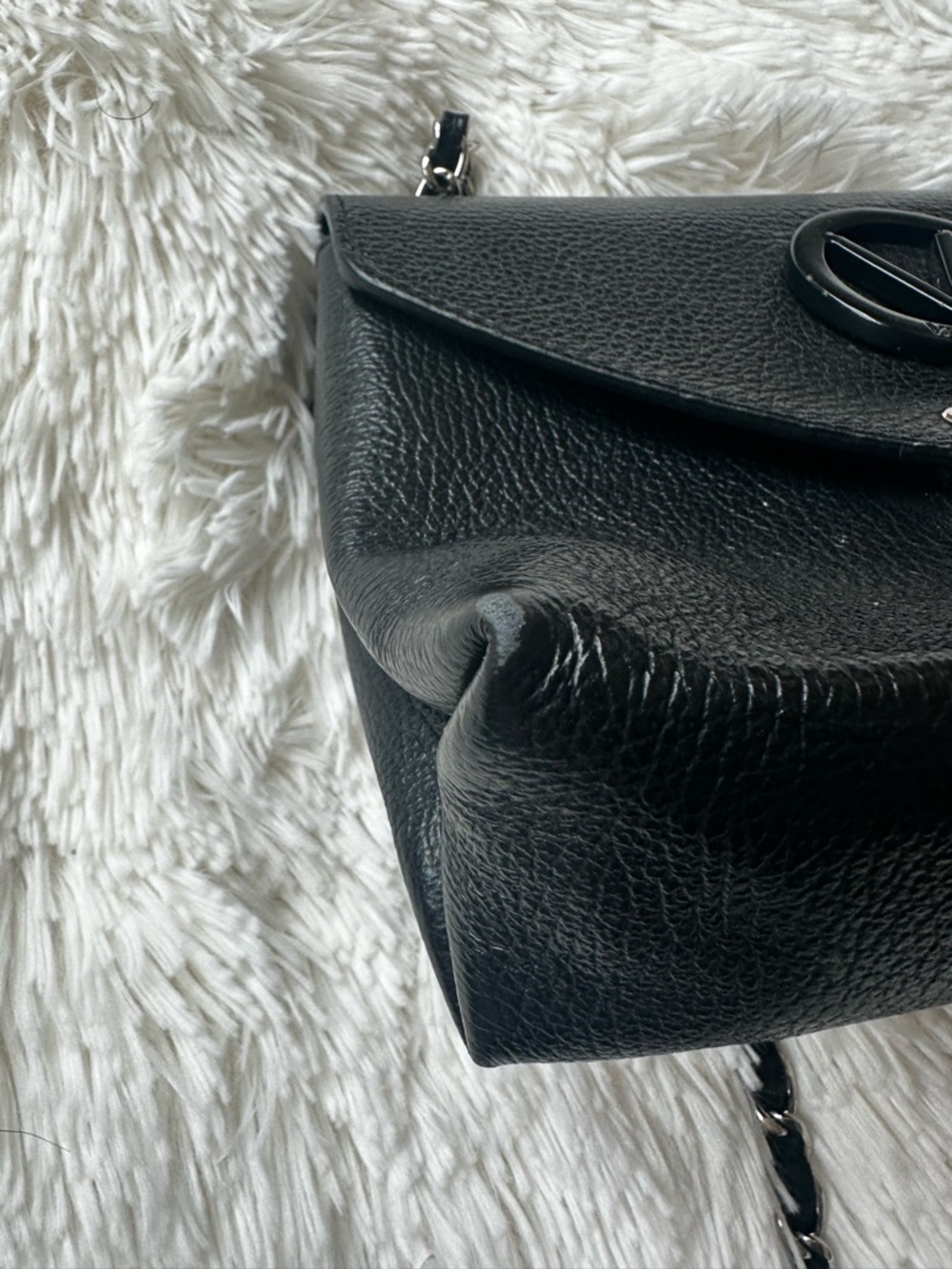 Valentino By Mario Valentino Isabelle Dollaro Black Leather Crossbody Bag - Picture 12 of 16